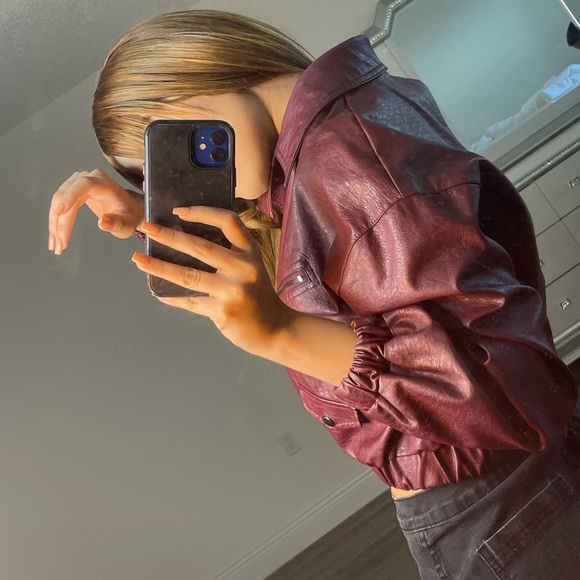 Wine colored jacket, one of my all-time favorites - Picture 2 of 4